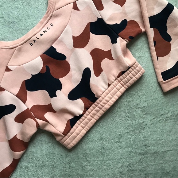 Balance Athletica Tops - Balance Athletica Outlander Crew Pink Camo XS